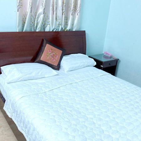 Ha Trang Hotel Хошимин Екстериор снимка