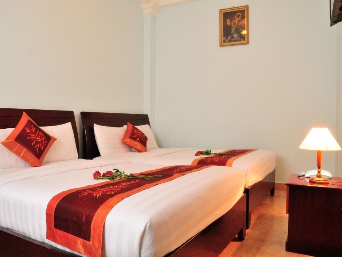 Ha Trang Hotel Хошимин Екстериор снимка