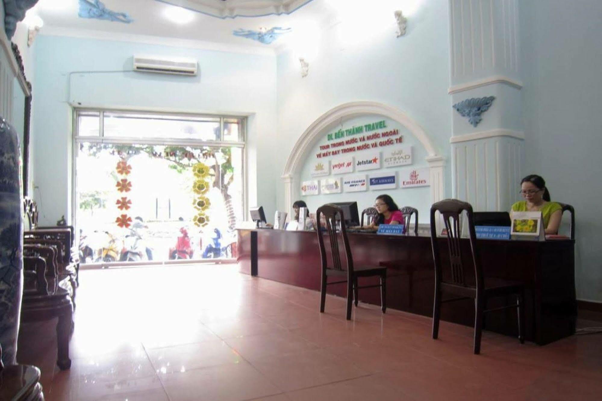 Ha Trang Hotel Хошимин Екстериор снимка