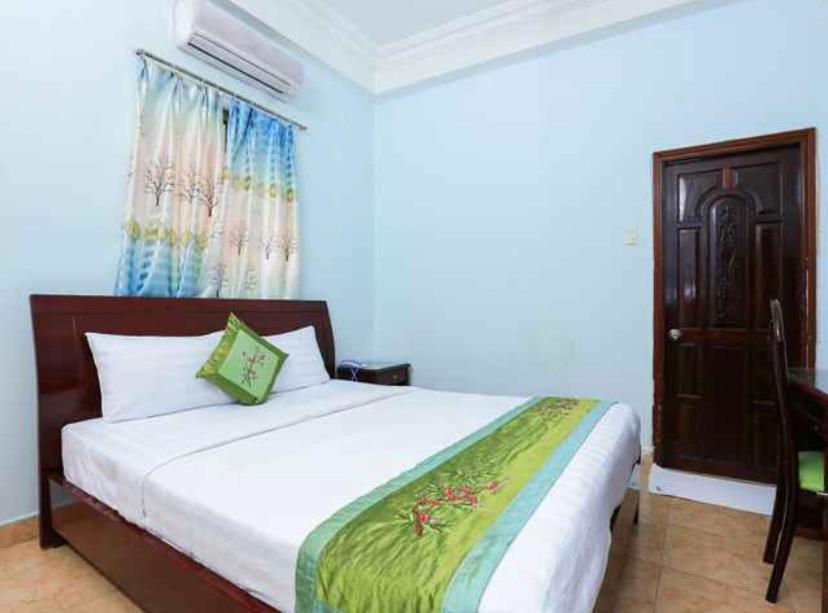 Ha Trang Hotel Хошимин Екстериор снимка