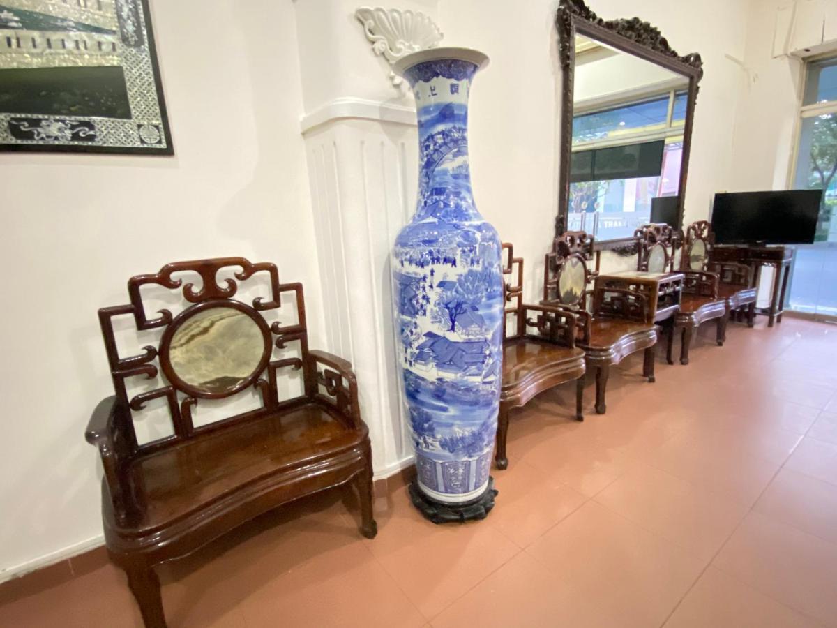 Ha Trang Hotel Хошимин Екстериор снимка